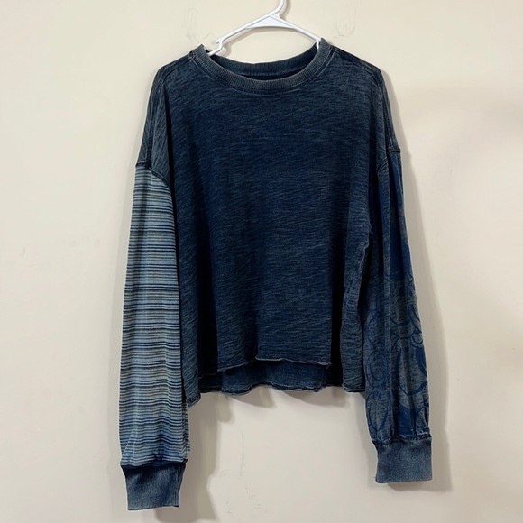 Free People We The Free Trippy Smiley Pullover Size M - Picture 2 of 12